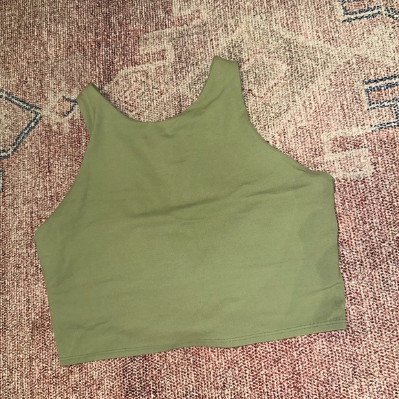 Athleta Tops - Athleta Sage soft Racerback workout top w/built in bra size large like new